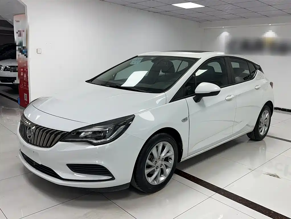 Buick Verano 2016 Hatchback 15S Automatic Leading