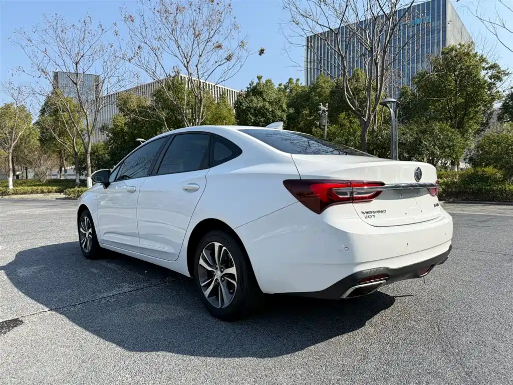 Buick Verano 2020 20T CVT Leading фото 14