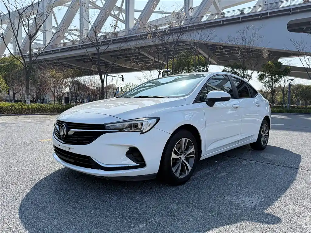 Buick Verano 2020 20T CVT Leading
