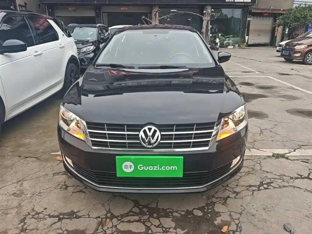 Volkswagen Lavida 2013 Facelift Classic 1.6L Automatic Comfort фото 3