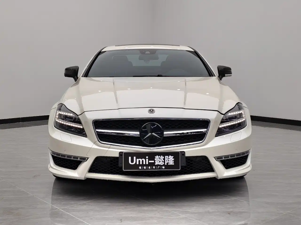 Mercedes-Benz CLS AMG 2012 AMG CLS 63 фото 2