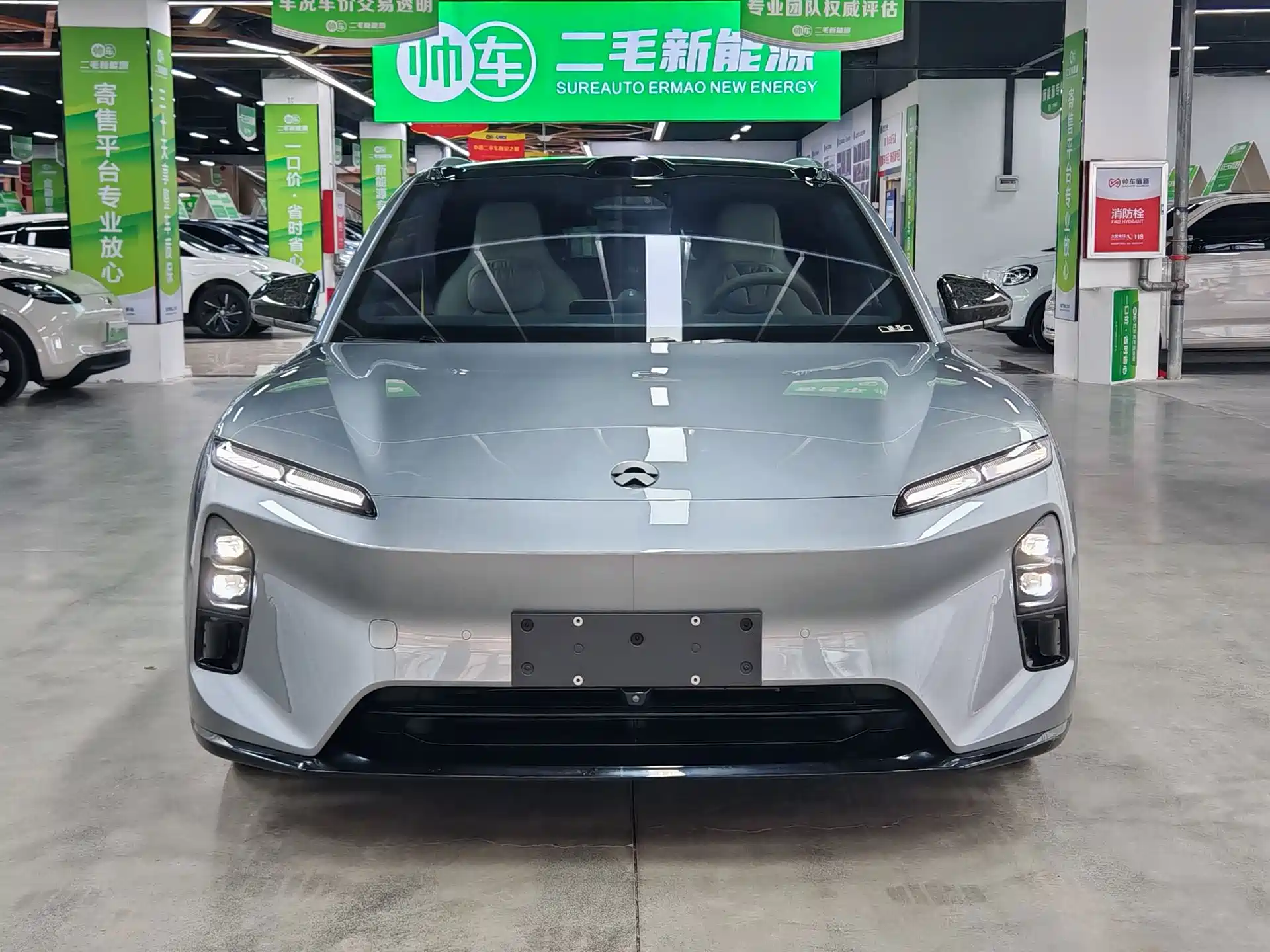 Фото 2 - NIO ET5T