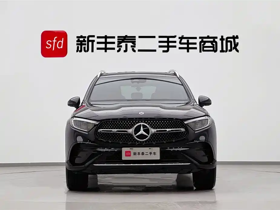 MERCEDES-BENZ GLC