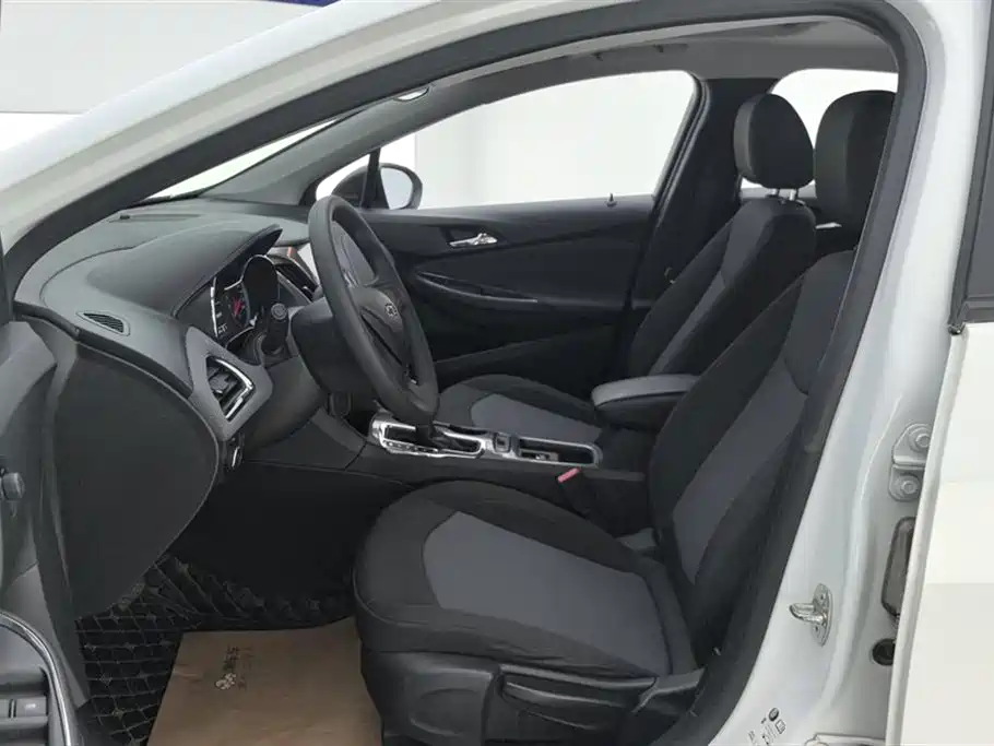 Chevrolet Cruze 2018 Redline 320 Automatic Pioneer Edition фото 9