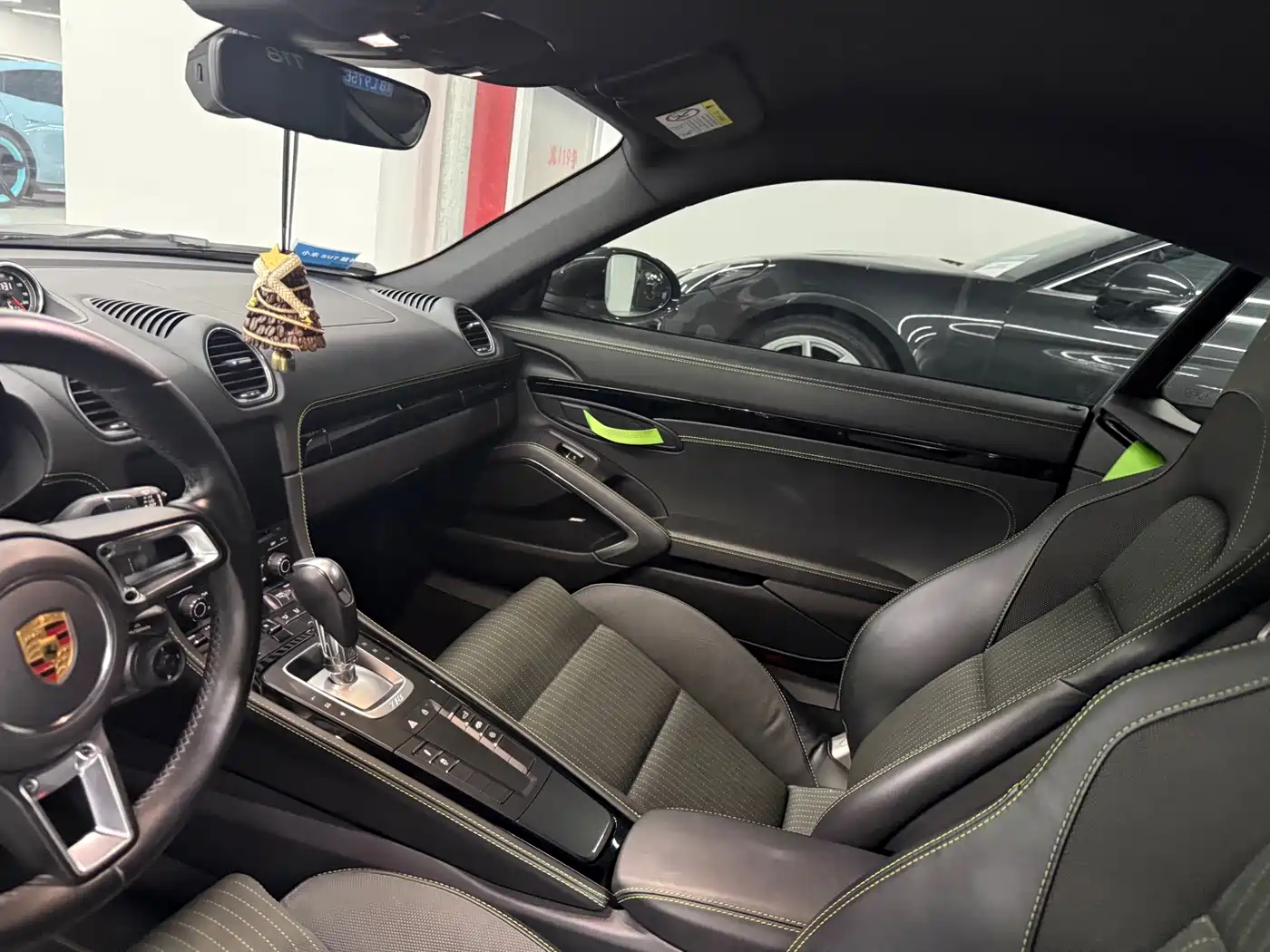 Porsche 718 2020 Cayman 2.0T фото 10