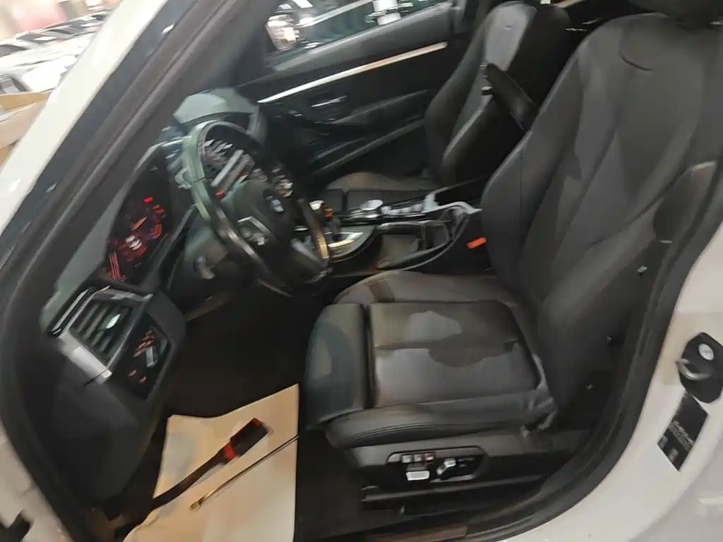 BMW 3 Series GT 2021 2020 320i M Sport Package