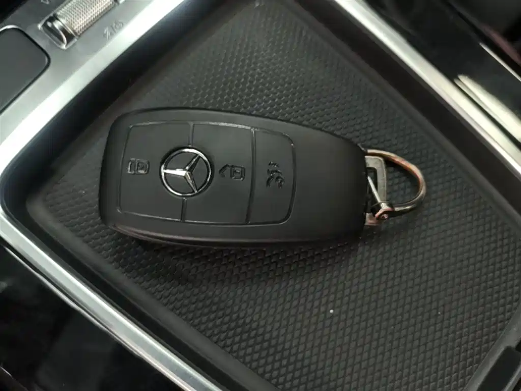 Mercedes-Benz A-Class 2025 A 200 L Fashion Edition фото 9