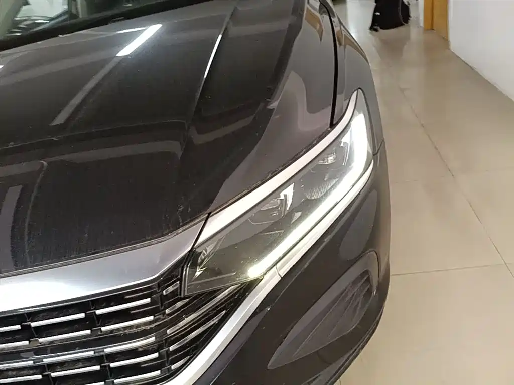 Volkswagen Passat 2023 Facelift 280TSI Business Edition фото 24