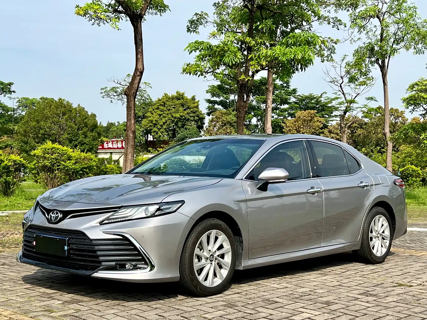 Toyota Camry 2021 2.0G Luxury Edition