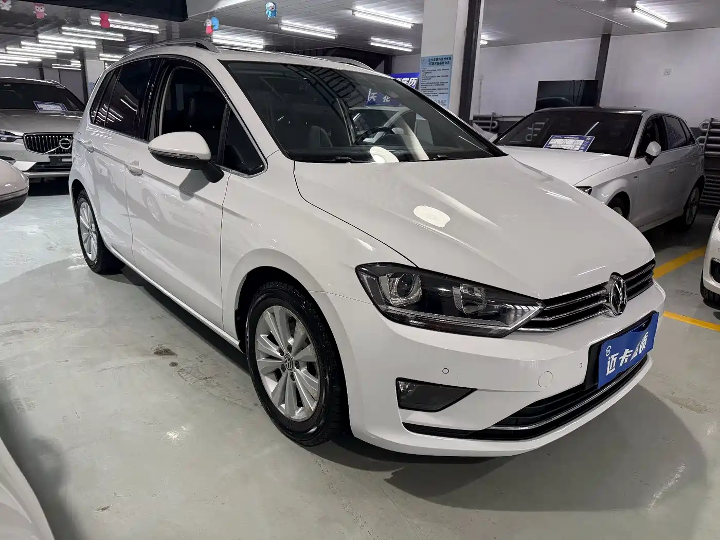 Volkswagen Golf Sportsvan 2018 230TSI Automatic Progressive фото 3