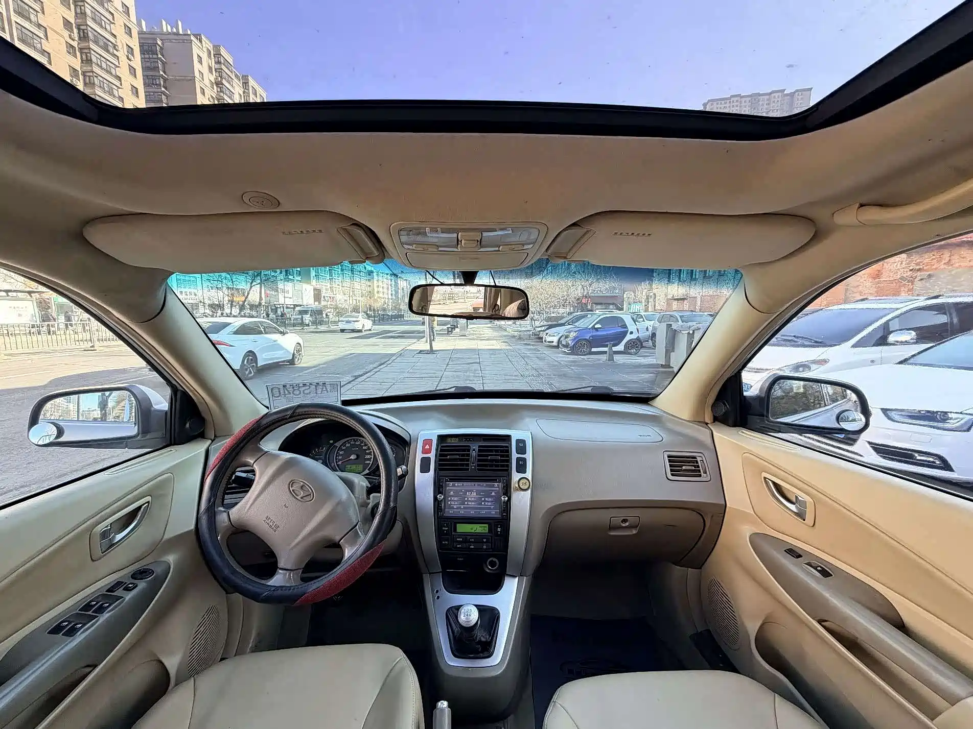 Фото 9 - Hyundai Tucson