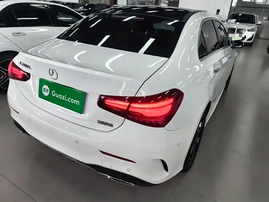 Mercedes-Benz A-Class 2025 A 200 L Fashion Edition фото 7