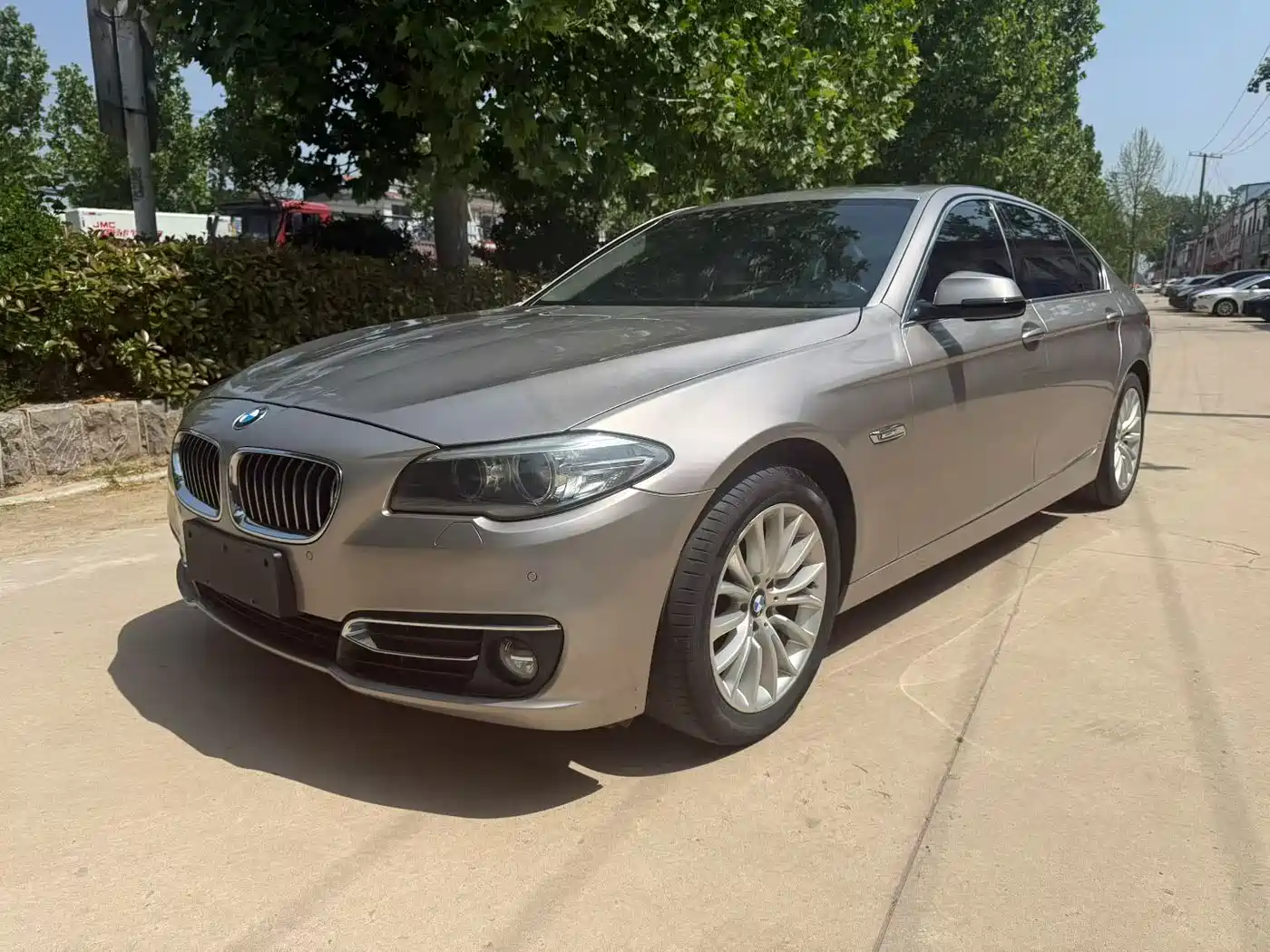 BMW 5 Series New Energy 2015 530Le