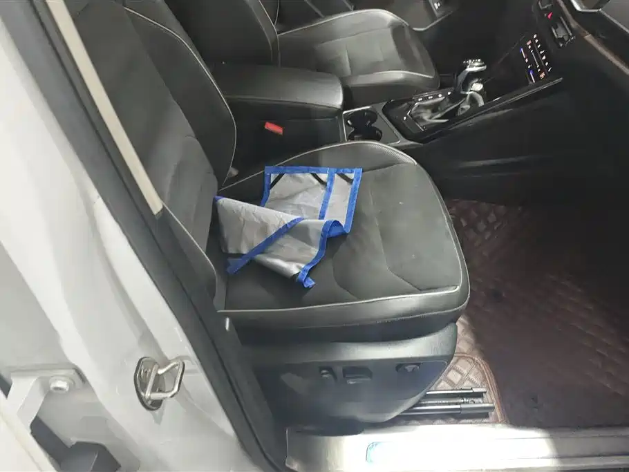 Volkswagen Tayron 2020 330TSI 2WD Luxury Smart Edition фото 8