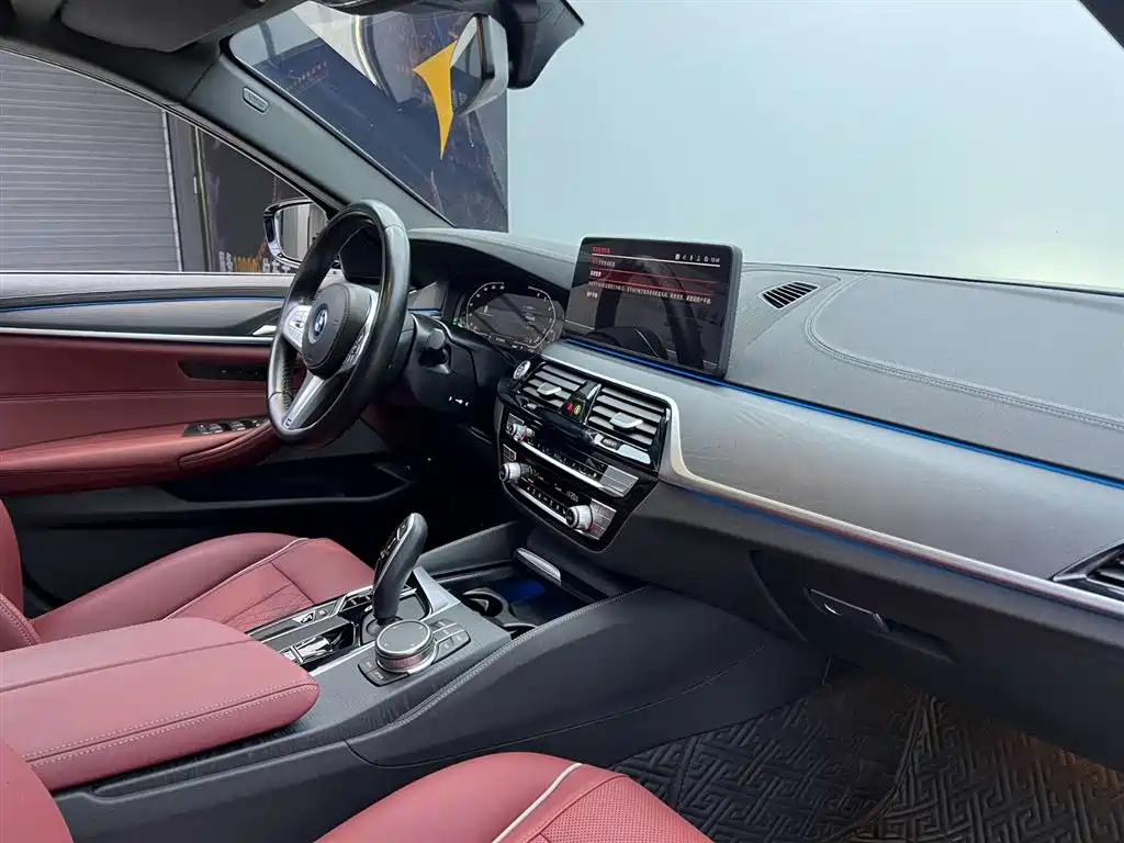 BMW 5 SERIES NEW ENERGY