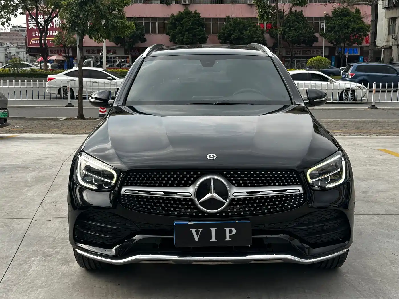 Mercedes-Benz GLC 2020 Facelift GLC 260 L 4MATIC Luxury фото 2