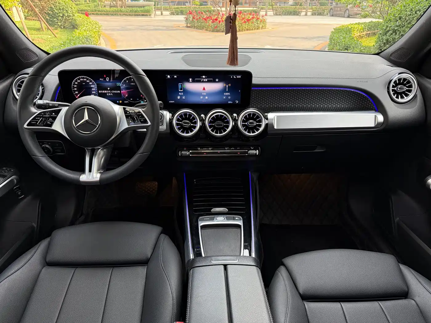 Mercedes-Benz GLB 2024 Facelift GLB 220 Dynamic фото 9