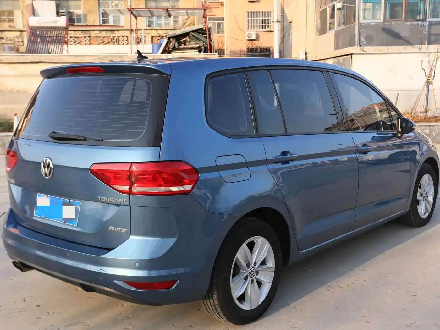 Volkswagen Touran 2018 Touran L 280TSI DSG Trendline 7-seater China V фото 5
