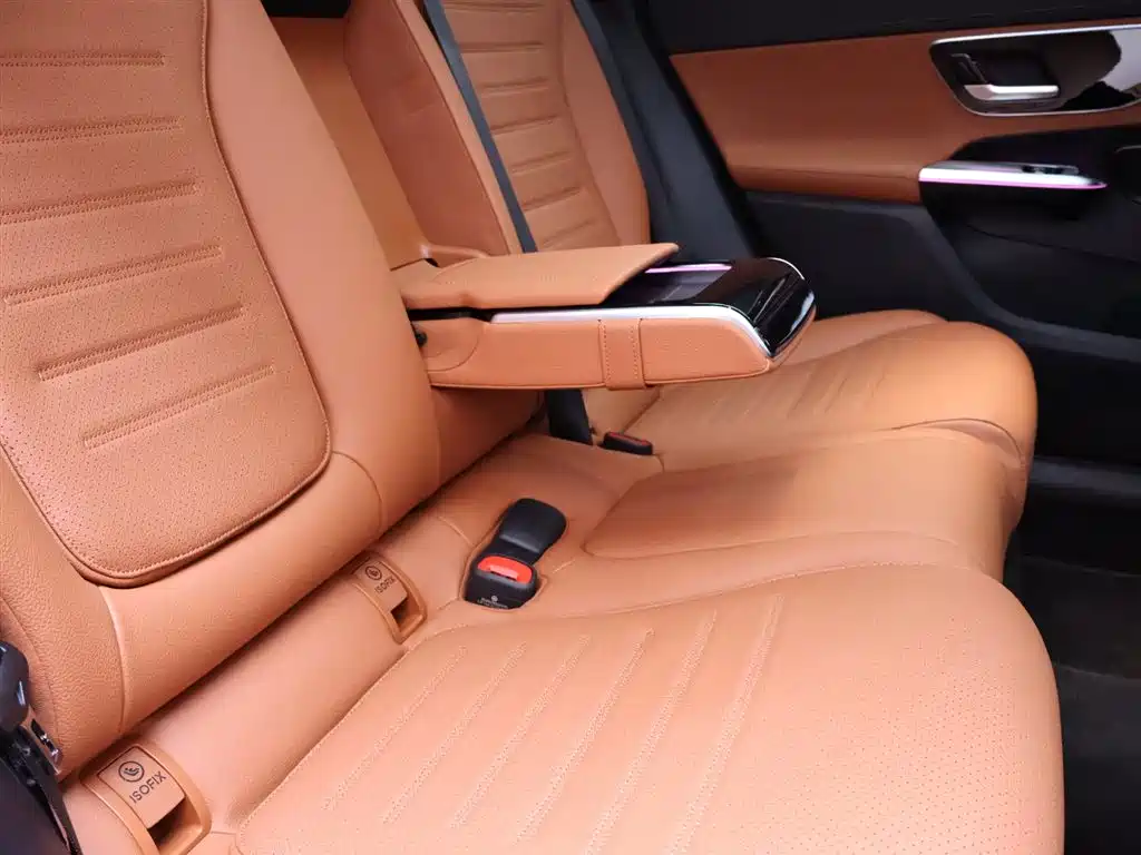 Mercedes-Benz GLC 2024 GLC 300 L 4MATIC Dynamic 5-seater фото 23