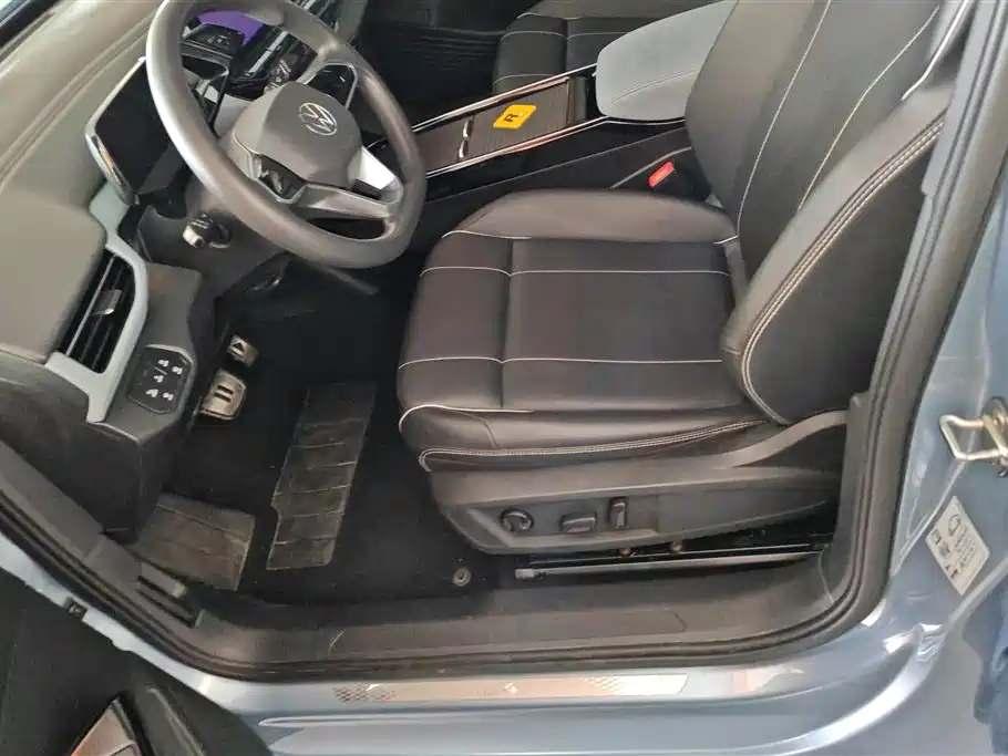 Volkswagen ID.4 X 2021 Pure+ Long Range Edition фото 9