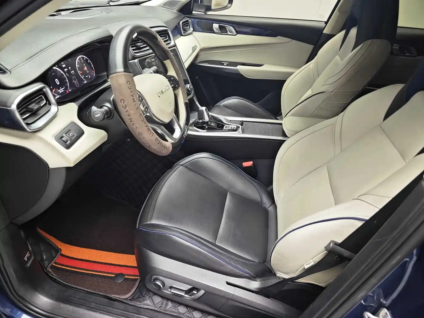 Lynk & Co 01 2017 2.0T 2WD Pro Version фото 10