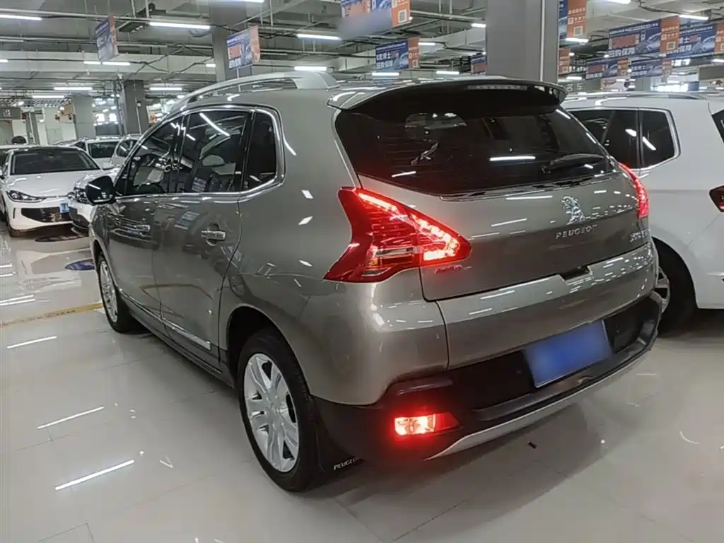 Peugeot 3008 2015 1.6THP Automatic Classic Edition фото 5