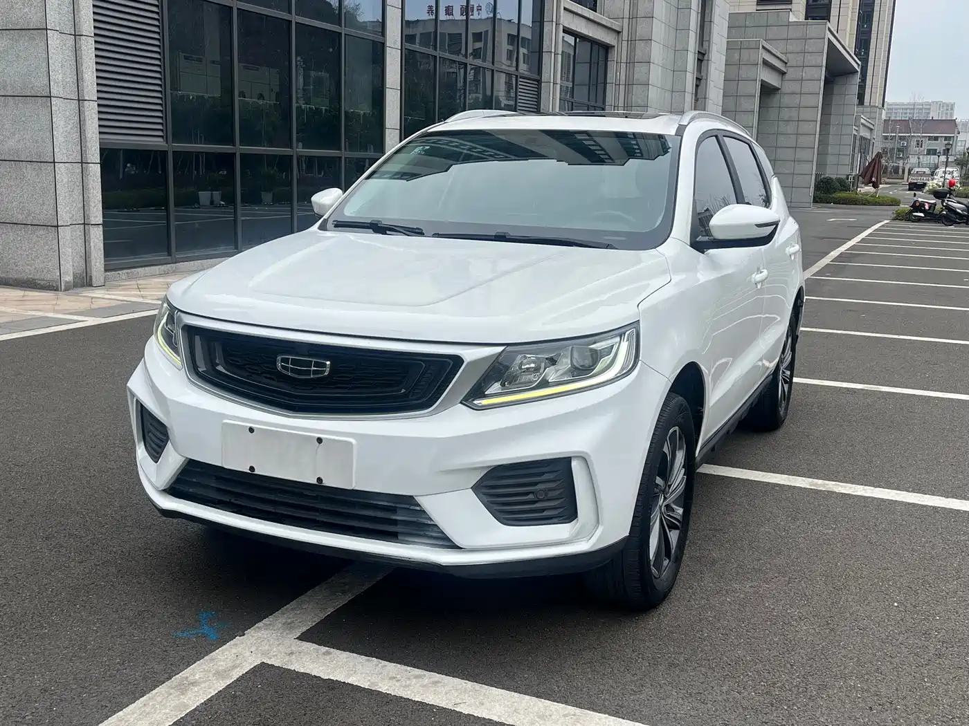 GEELY AUTOMOBILE VISION X6