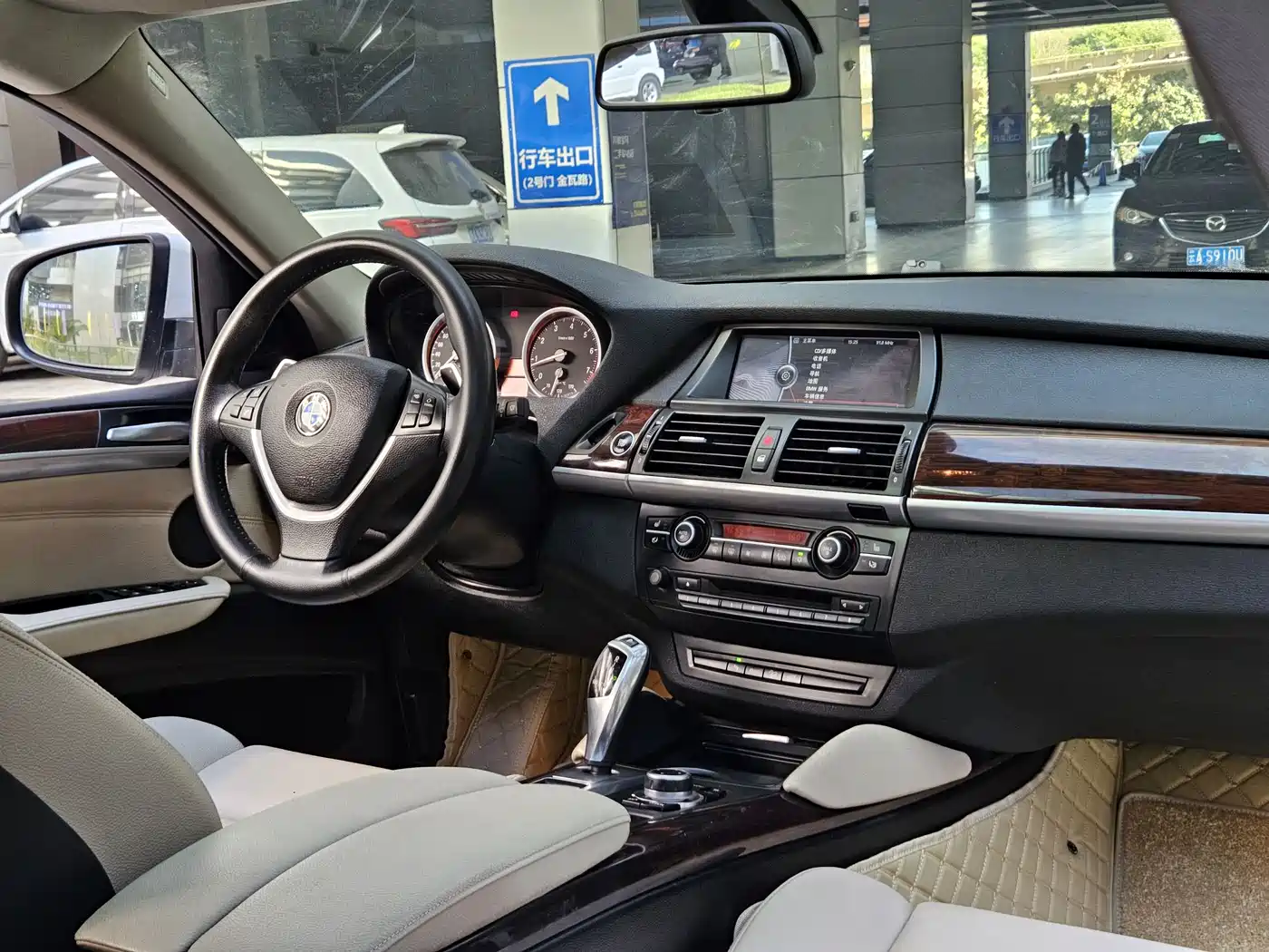 BMW X6 2011 xDrive35i фото 12