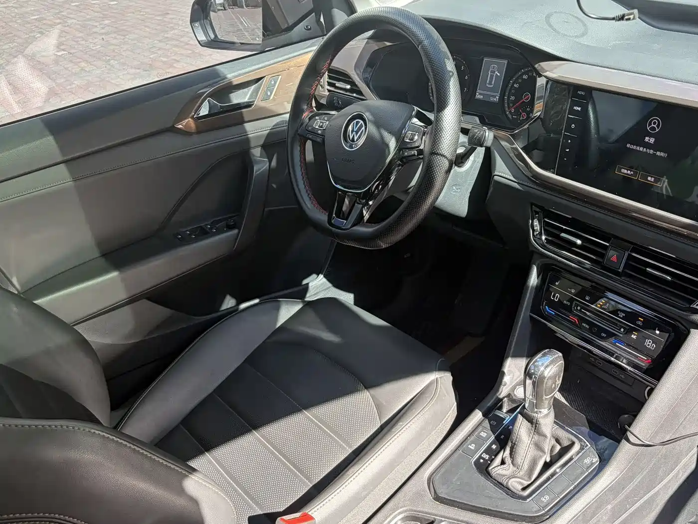 Volkswagen Tharu 2021 280TSI 2WD Luxury Plus фото 18