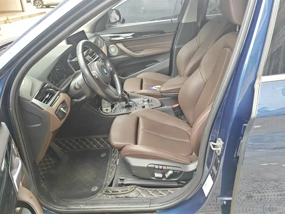 BMW X1 2021 Facelift sDrive25Li Leading фото 9