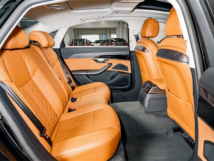 Audi A8 2023 A8L 50 TFSI quattro Exclusive фото 22