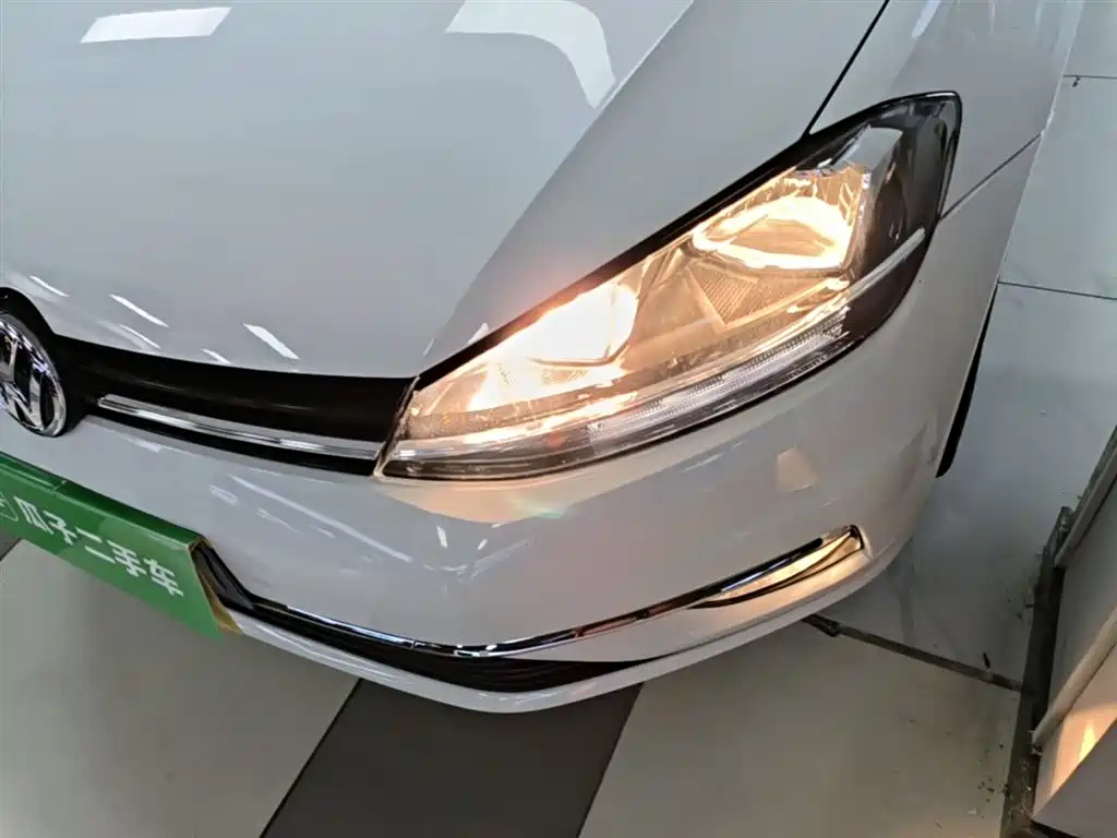 Volkswagen Golf 2020 Beloved Edition 280TSI DSG Comfort фото 24