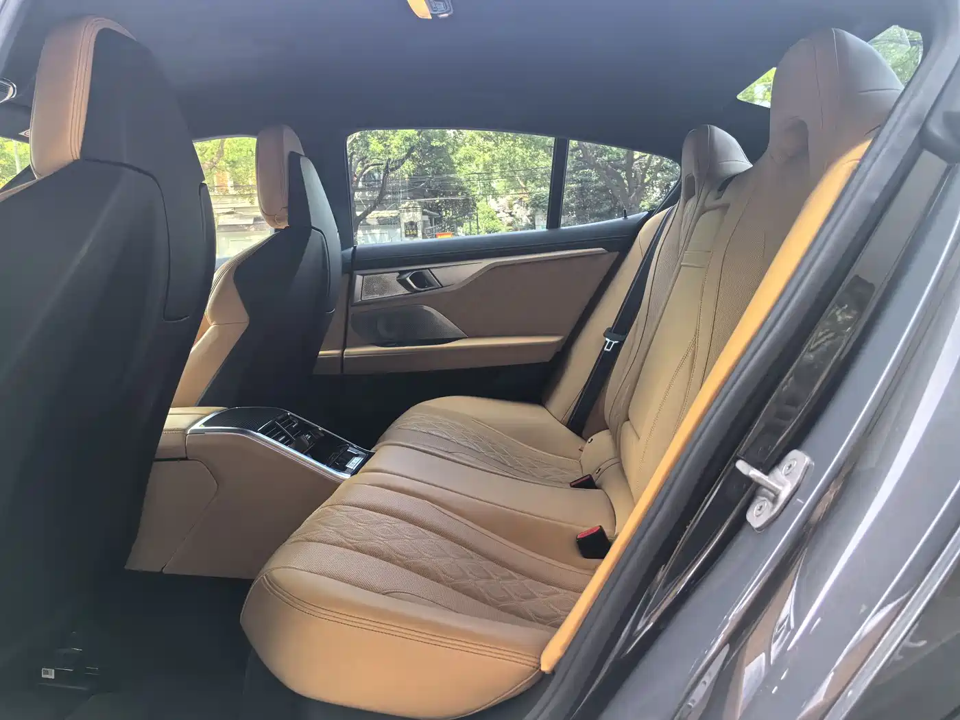 BMW M8 2020 M8 4-Door Coupe Thunder Edition фото 14