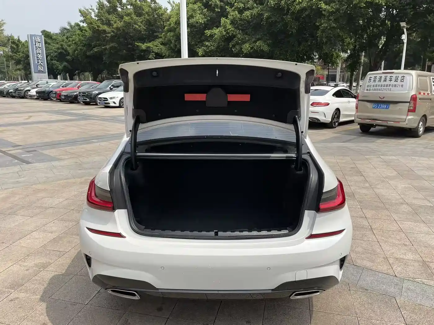 BMW 3 Series 2022 Facelift 325Li M Sport Package фото 12