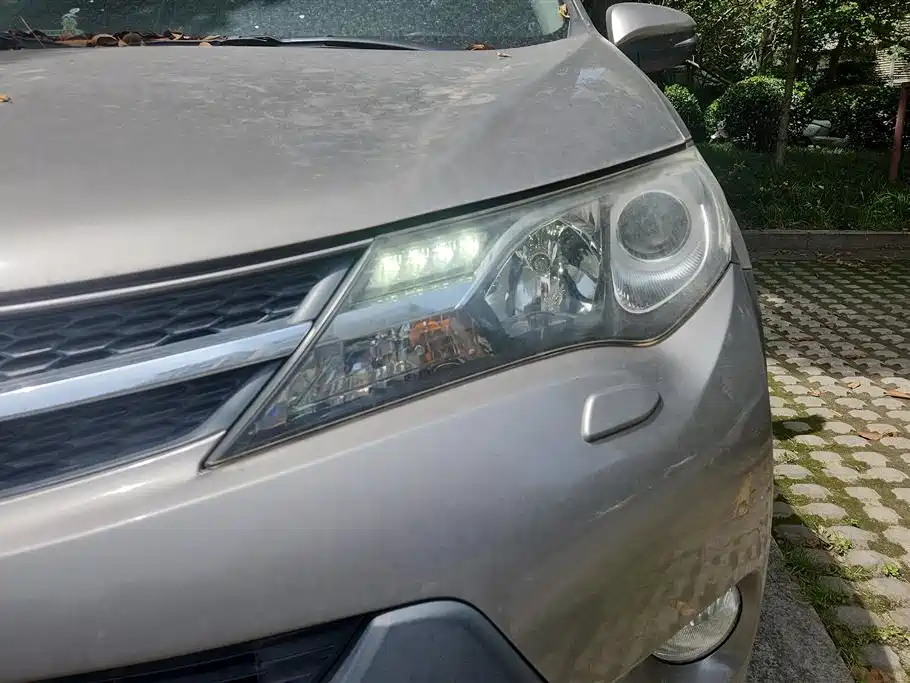 Toyota RAV4 Rongfang 2013 2.5L Auto 4WD Elite фото 5