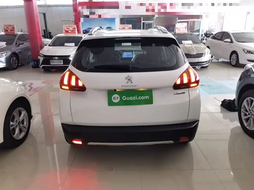 Peugeot 2008 2018 1.6L Automatic Trend Edition фото 6