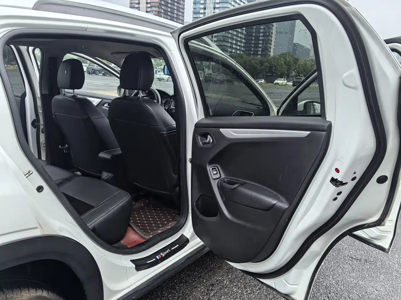 Citroën C3-XR 2016 2015 1.6THP Automatic Pioneer