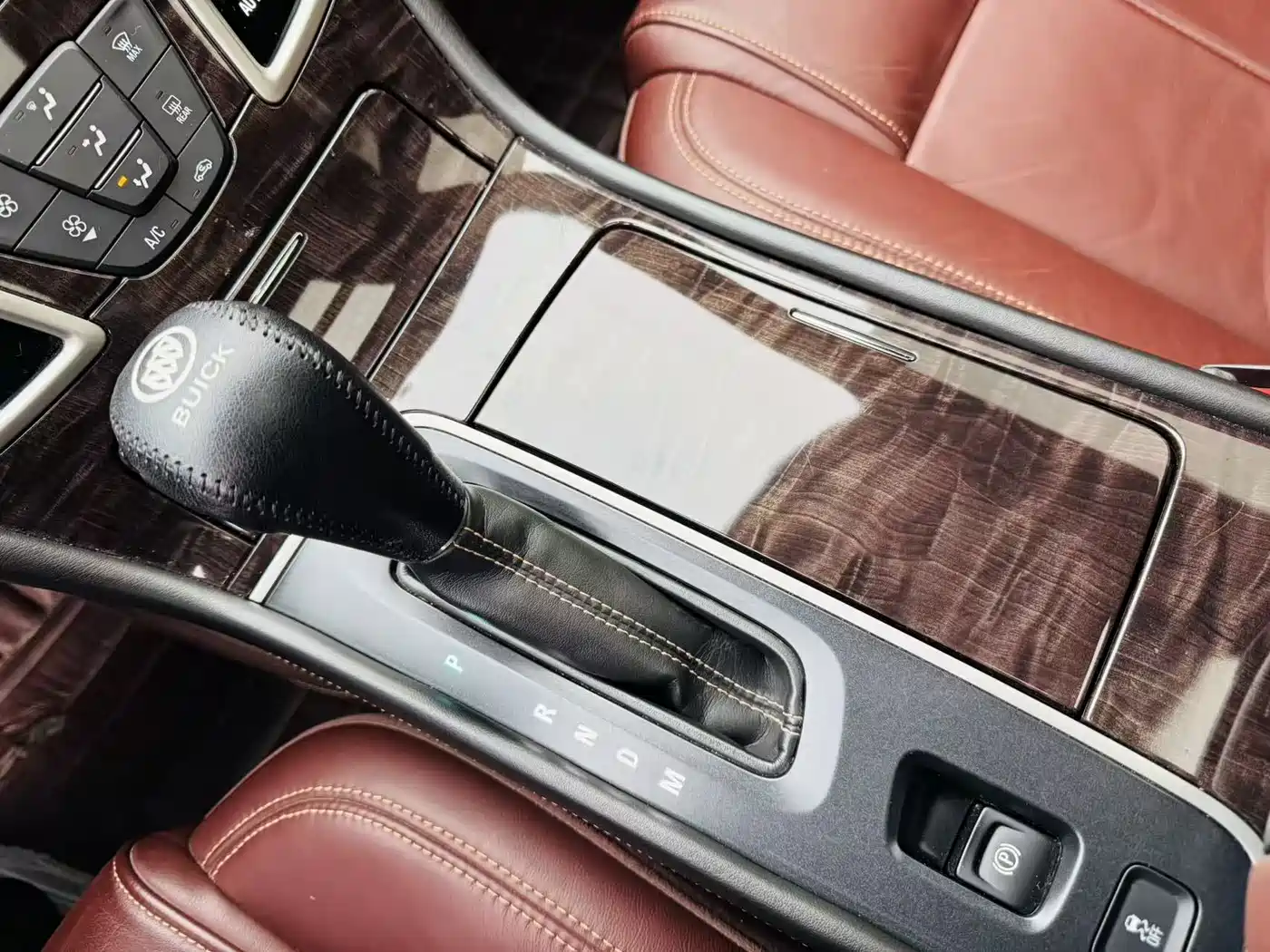 Buick LaCrosse 2013 2.4L SIDI Elite Comfort фото 12