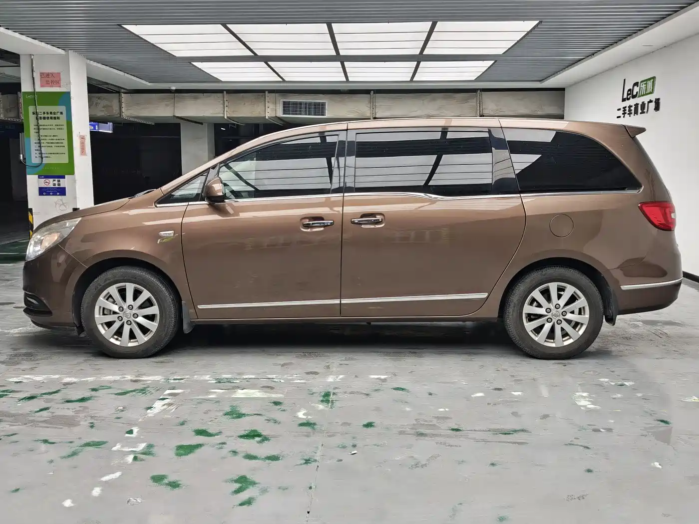 Buick GL8 2018 28T Luxury Model China VI фото 7
