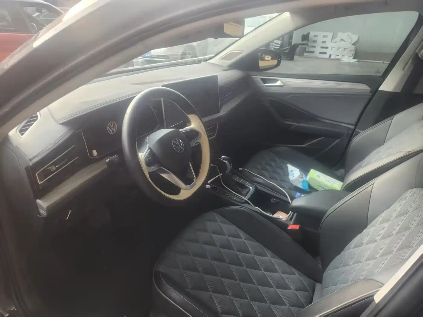 Volkswagen Sagitar 2024 300TSI DSG Surpass Edition фото 4
