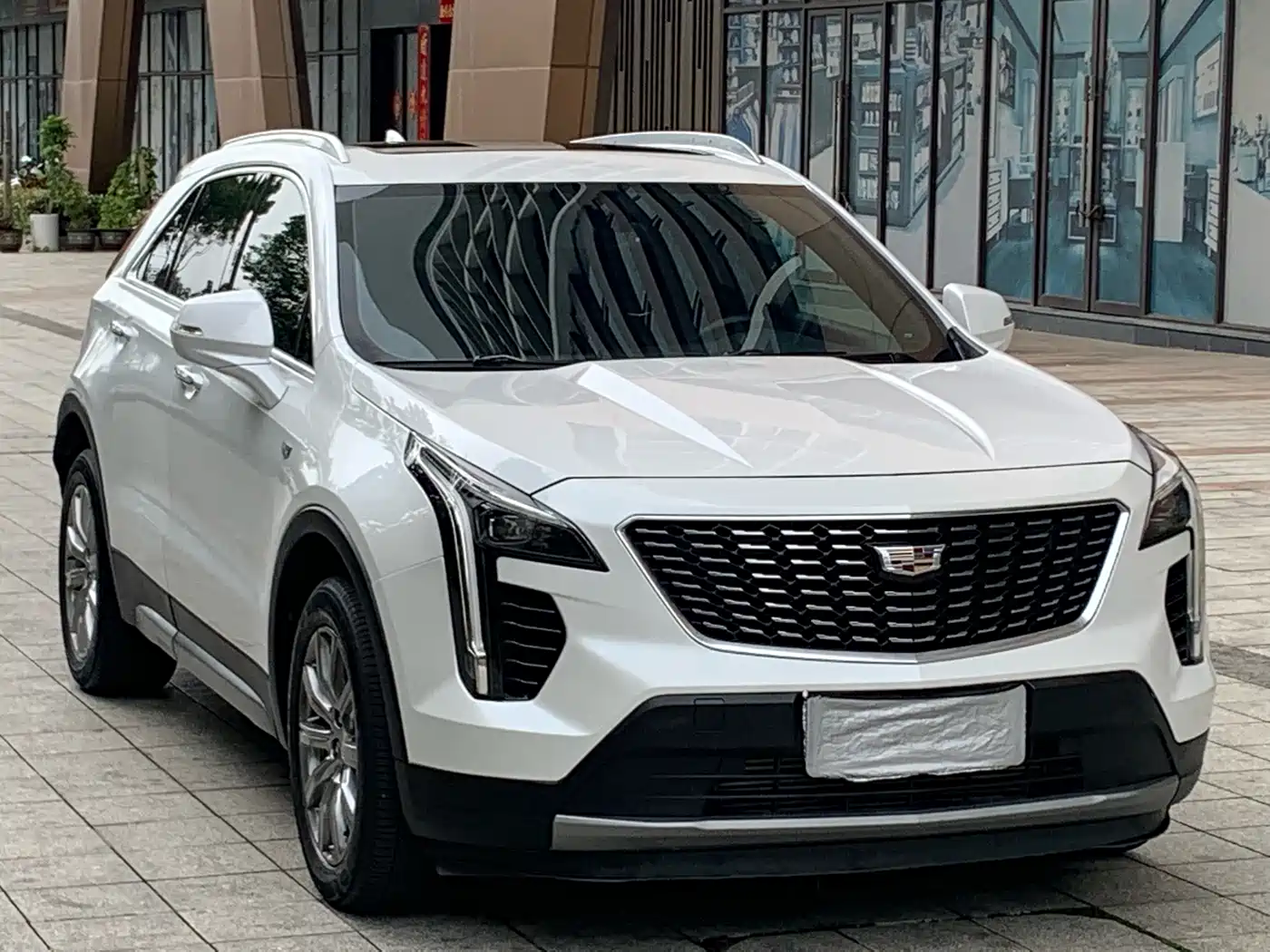 Cadillac XT4 2020 28T FWD Leading Trim фото 3
