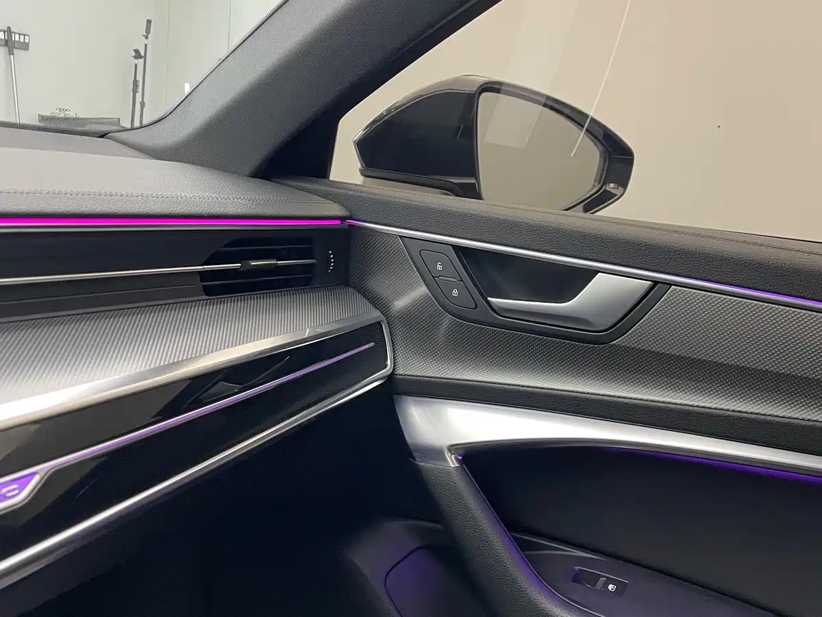 Audi A6L 2020 40 TFSI Luxury Dynamic фото 28