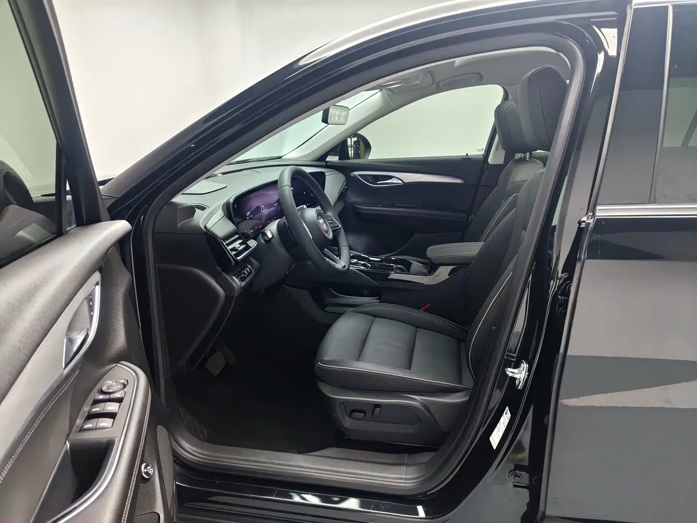 Buick Envision Plus 2025 2025 Enclave Plus 28T 2WD Platinum Edition