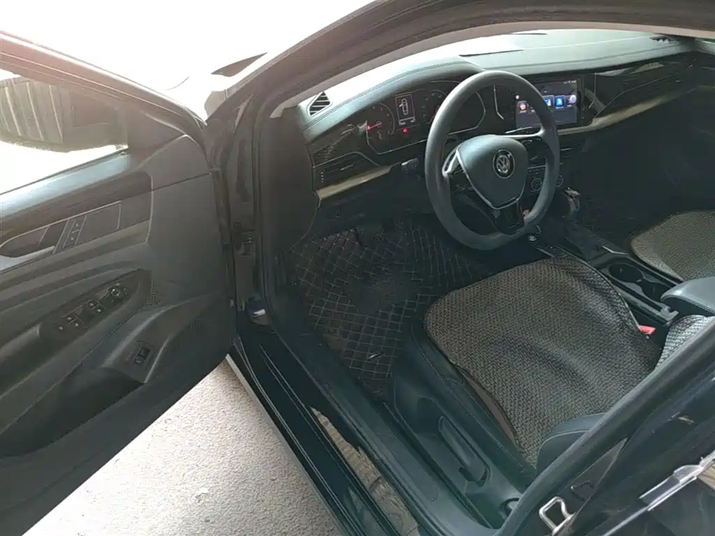 Volkswagen Passat 2019 Model 280TSI Business Edition China VI фото 16
