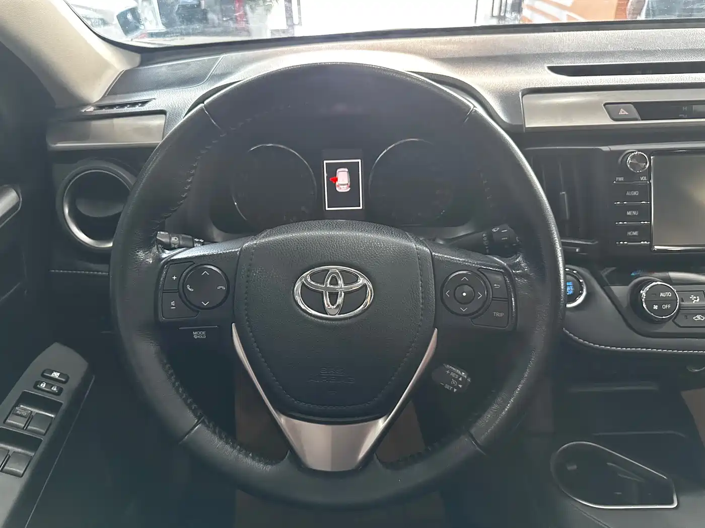 Toyota RAV4 Rongfang 2016 2.5L Automatic 4WD Elite фото 8
