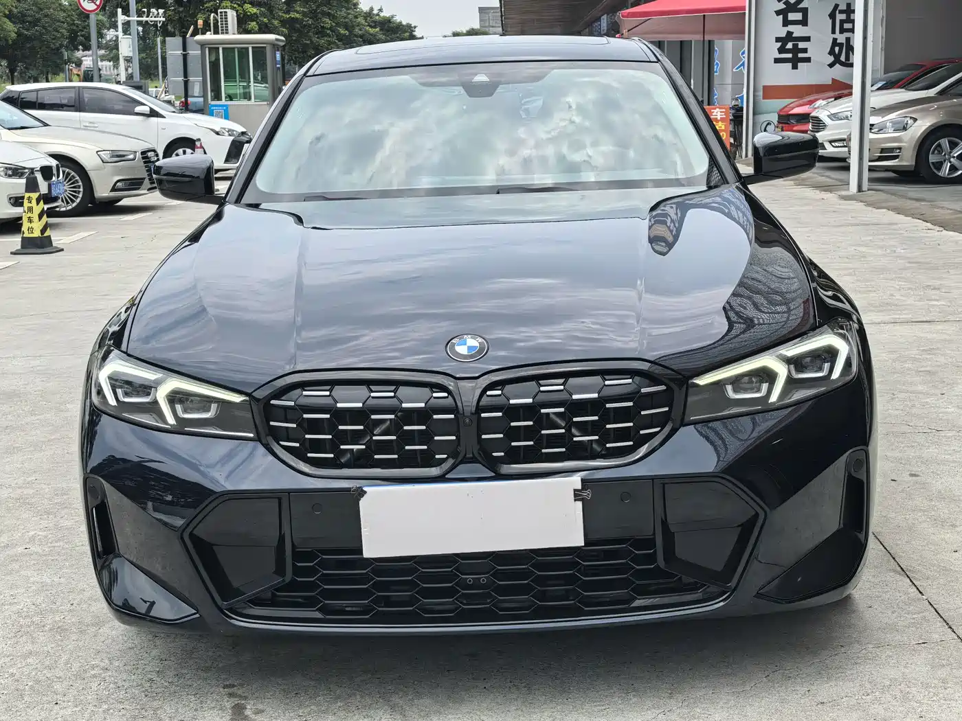 BMW 3 Series 2024 325Li M Sport Shadowline Package фото 2