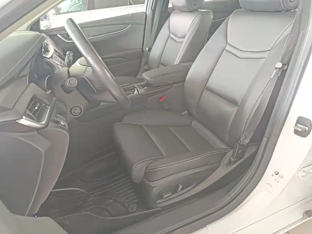 Photo 15 - Cadillac XTS