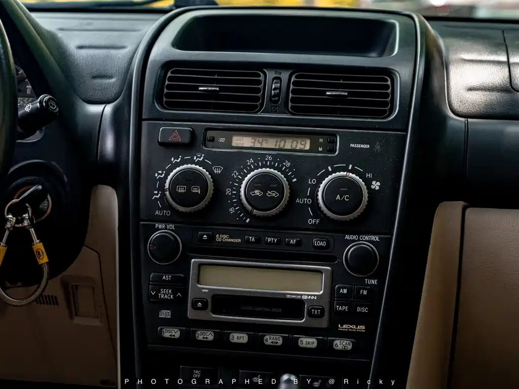 Lexus IS 2004 200 фото 6