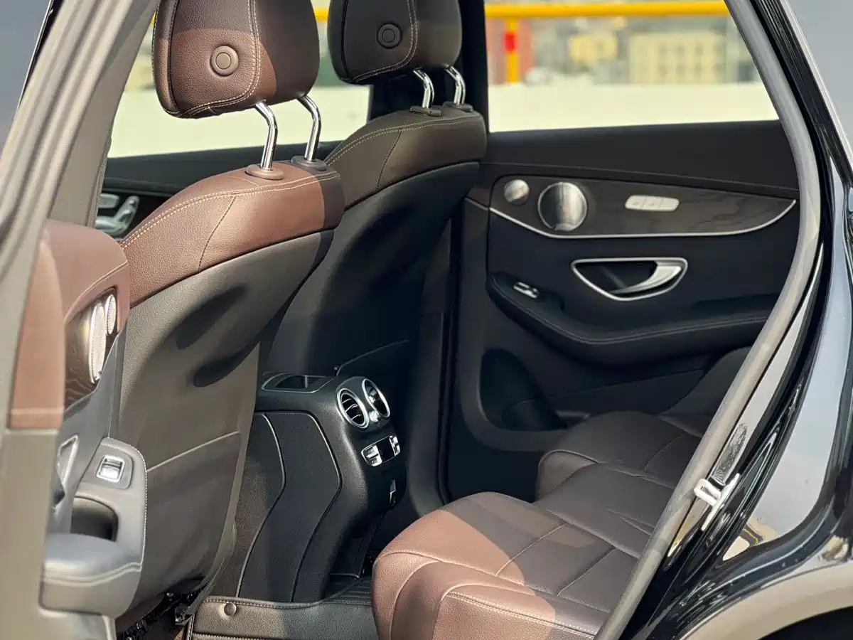 Mercedes-Benz GLC 2021 GLC 260 L 4MATIC Luxury фото 9