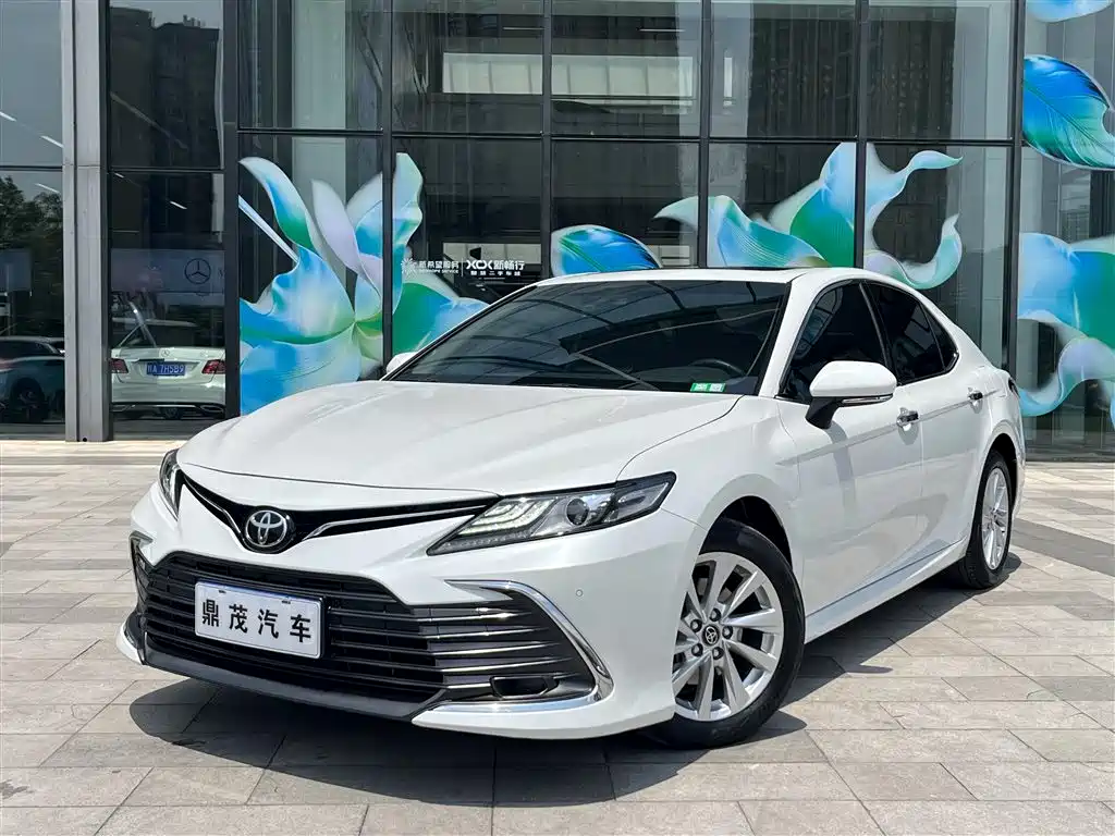 Toyota Camry 2021 2.0G Luxury Edition